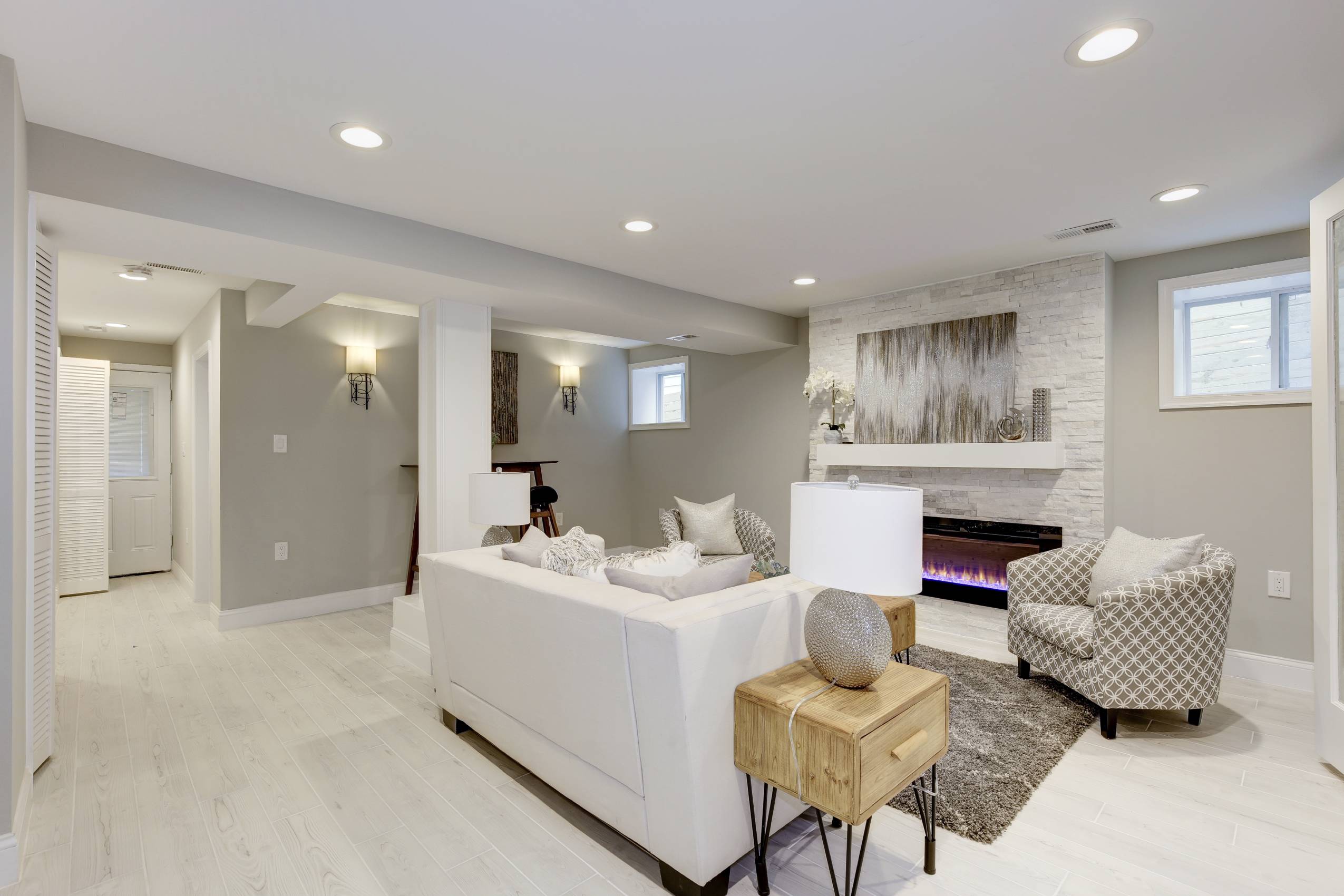 Luxurious pool areas